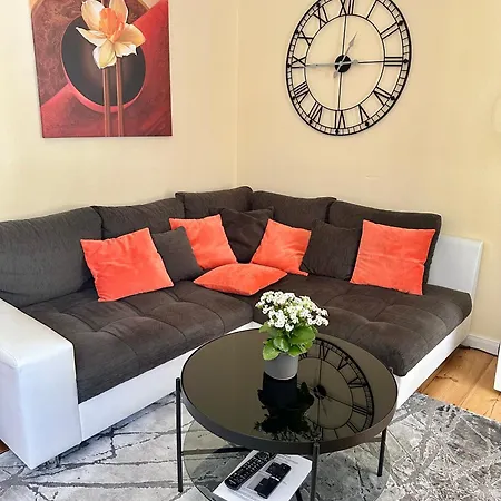 Апартаменты Gemuetliches Haus In Koepenick *